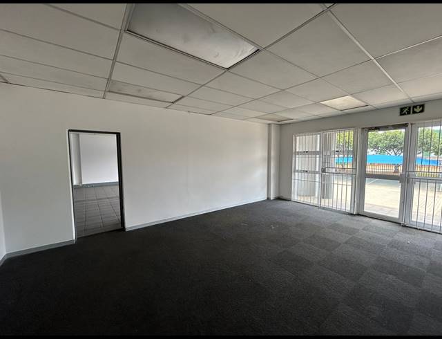 2,170M² WAREHOUSE TO LET IN SPARTAN